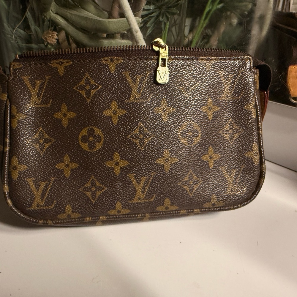 Louis Vuitton Tan Leather Interior